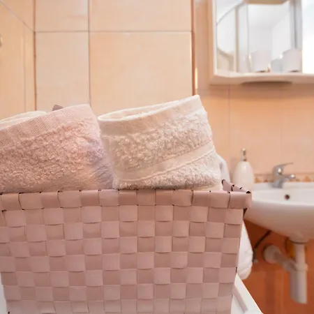 Nardela Apartment *