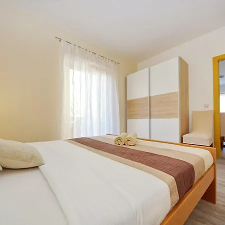 Nardela Apartment *