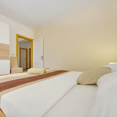 Apartment Nardela *