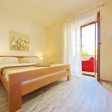 Apartment Nardela *